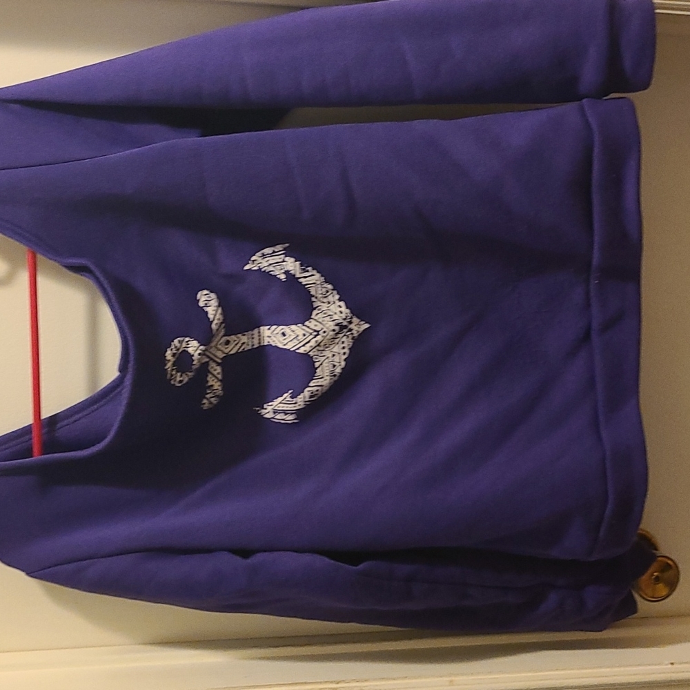 Off the shoulder long sleeve